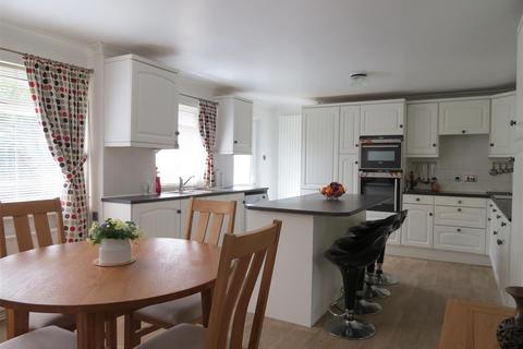 40 Kellow Road, St Dennis, St Austell, PL26 8AW