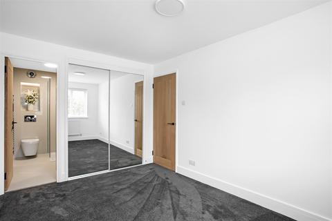 66 Whitehaven Close, Bromley, BR2 0YN
