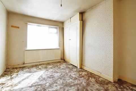 121 Hurst Road, Erith, DA8 3EW