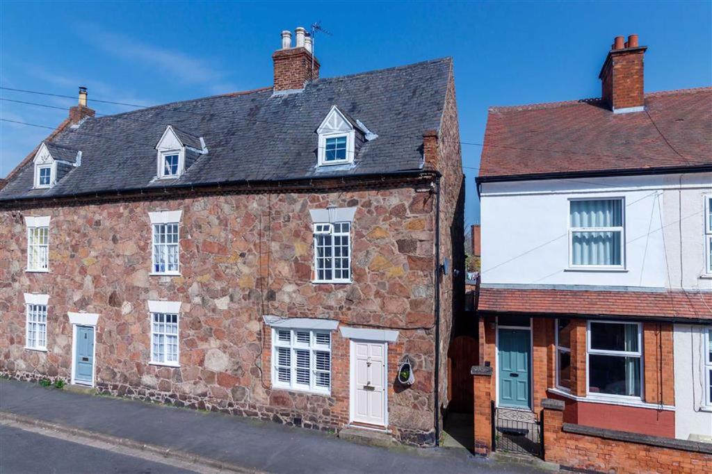 Beveridge Street, Barrow Upon Soar, LE12 3 bed cottage £299,950