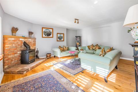 7 Town Marsh, Dulverton, TA22 9DS