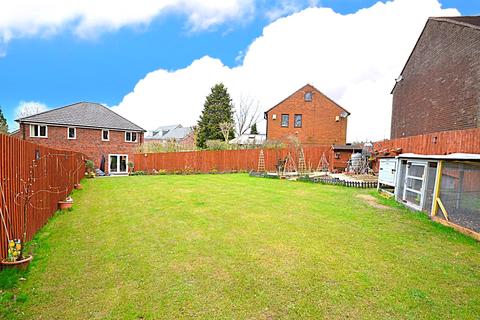 31 Greenhurst Crescent, Oldham, OL8 2QQ