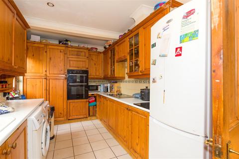 2 Cockshot Road, Reigate, RH2 7HD