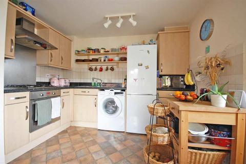 105 Shimbrooks, Great Leighs, Chelmsford, CM3 1SG