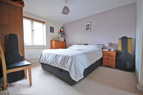 105 Shimbrooks, Great Leighs, Chelmsford, CM3 1SG