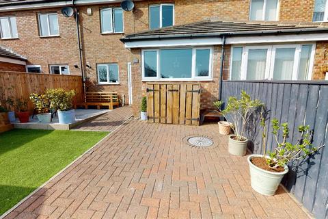 11 Dockwray Close, North Shields, NE30 1JW