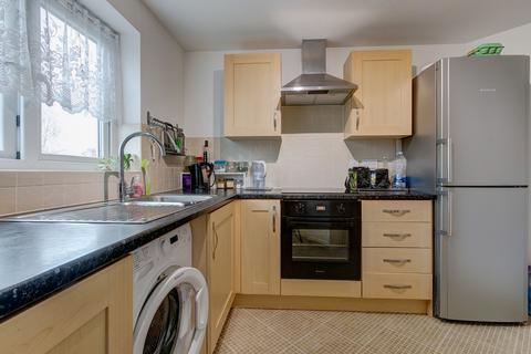 53 Gloucester Close, Redditch, B97 6AH