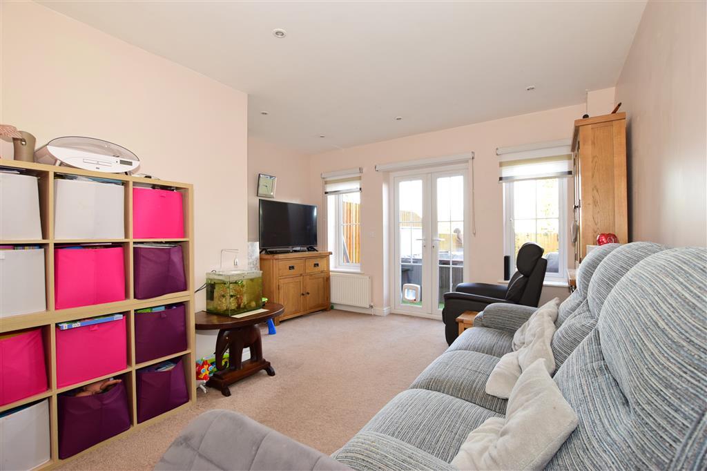 Lounge/ Dining Room