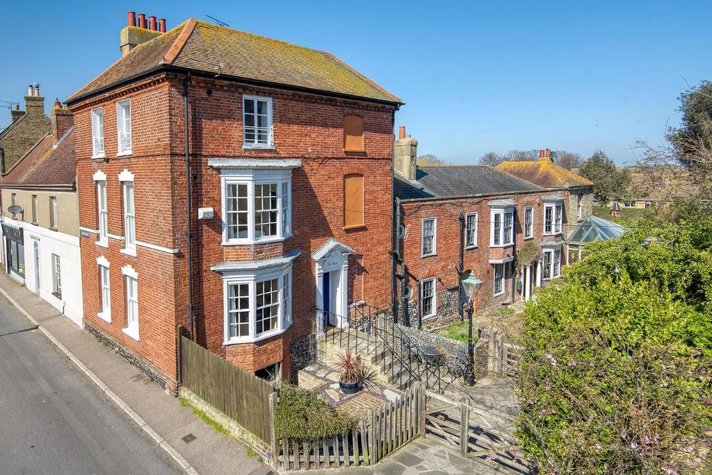 High Street, St. Peters, Broadstairs 4 bed semidetached house £675,000