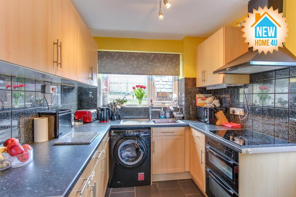 Kitchen: