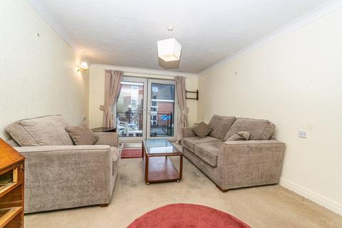 2 bedroom apartment for sale - Ashton Garden Court, St Andrews Road North, Lytham St Annes, FY8