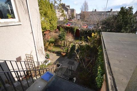 2 bedroom flat to rent, Gray Street, Broughty Ferry, Dundee, DD5