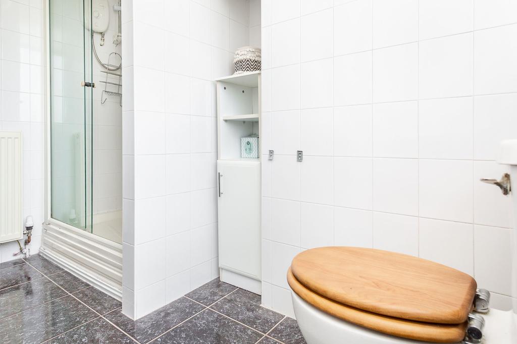 Ensuite 2