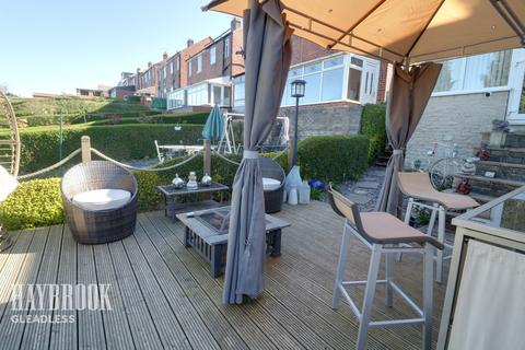 33 Barnardiston Road, Sheffield, S9 4RW