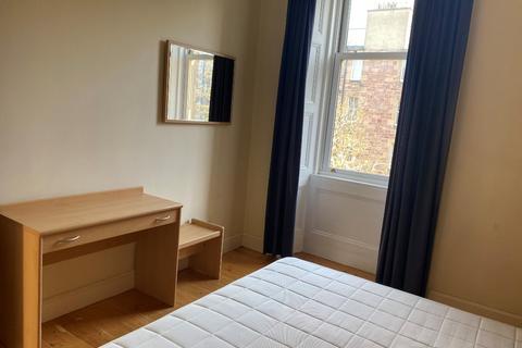 undefined, Viewforth Gardens, Bruntsfield, Edinburgh, EH10