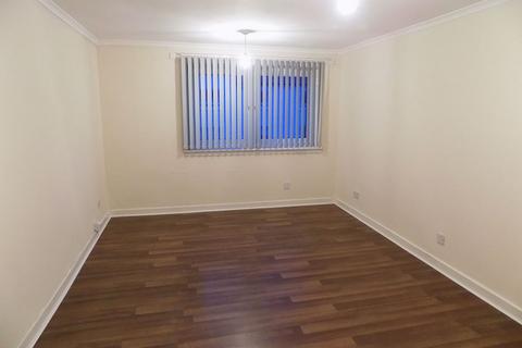 1 bedroom flat to rent, 30 Brewster Avenue. Flat 1/2,  Paisley,  PA3 4NH