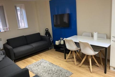 3 bedroom flat to rent, Millstone Place, Millstone Lane, Leicester, LE1