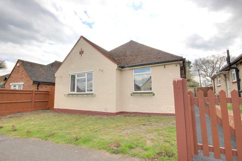 3 bedroom detached bungalow to rent, Waterlooville   Maralyn Avenue   UNFURNISHED