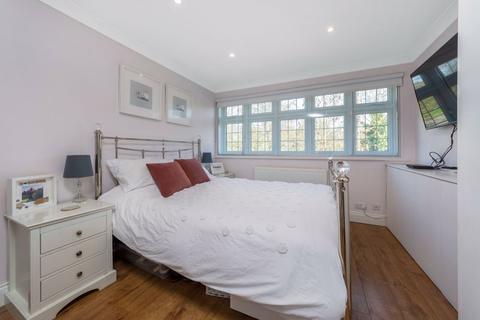 65 Park Mead, Sidcup, DA15 9PJ