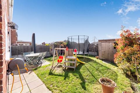 65 Park Mead, Sidcup, DA15 9PJ