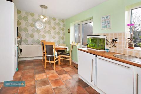 15 Luttrell Close, Taunton, TA2 8SA