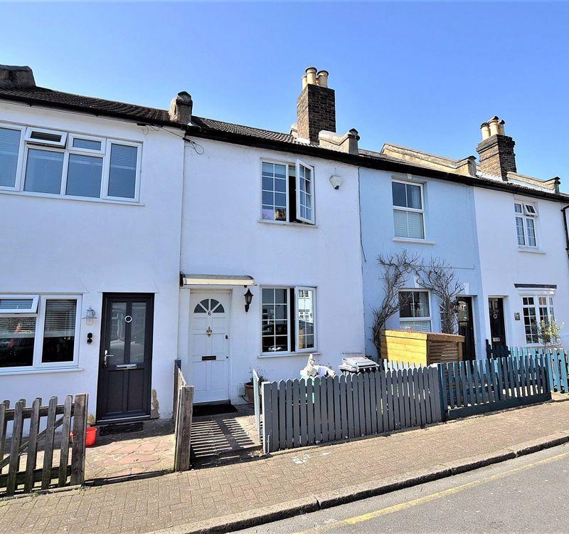 Wharton Road, Bromley 2 bed terraced house £415,000
