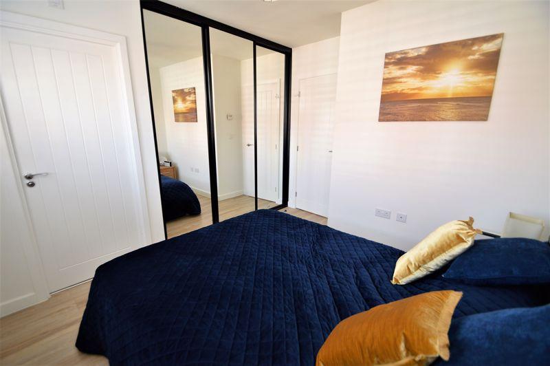 Principal bedroom
