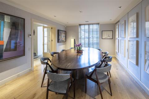 34 Acacia Road, London, NW8 6AS