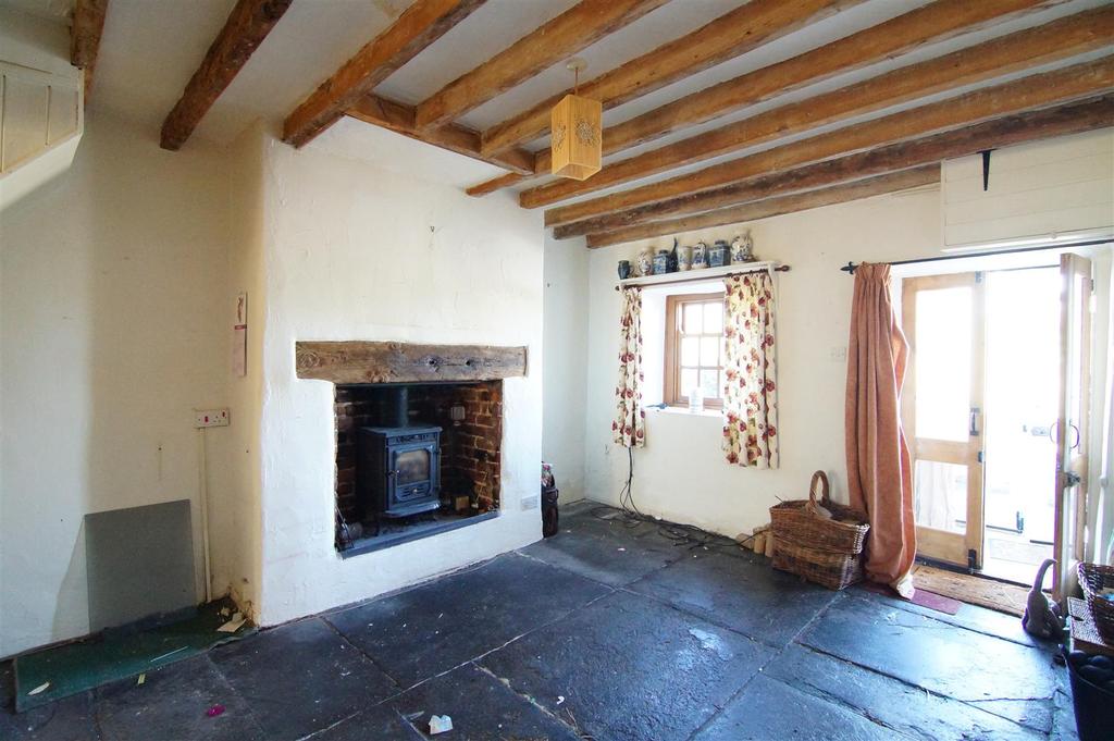 Brookhouse, Denbigh 2 bed terraced house for sale £125,000