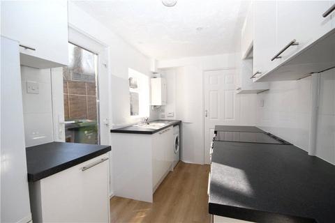 5 bedroom terraced house to rent, Walnut Tree Close, Guildford, Surrey, GU1