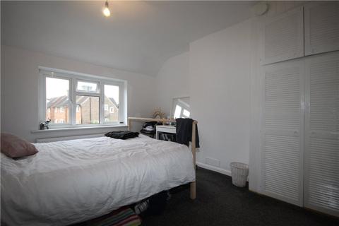 4 bedroom semi-detached house to rent - Aldershot Road, Guildford, GU2