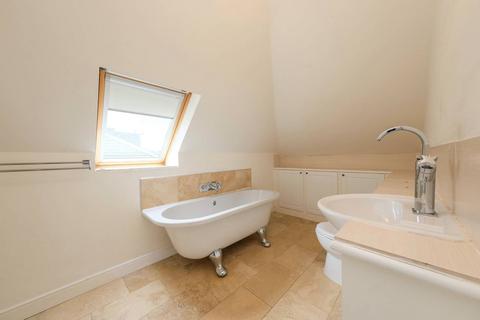 40 Bryce Avenue, Edinburgh, EH7 6TR
