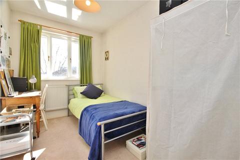 24 Saddlebrook Park, Sunbury-on-thames, TW16 7NG