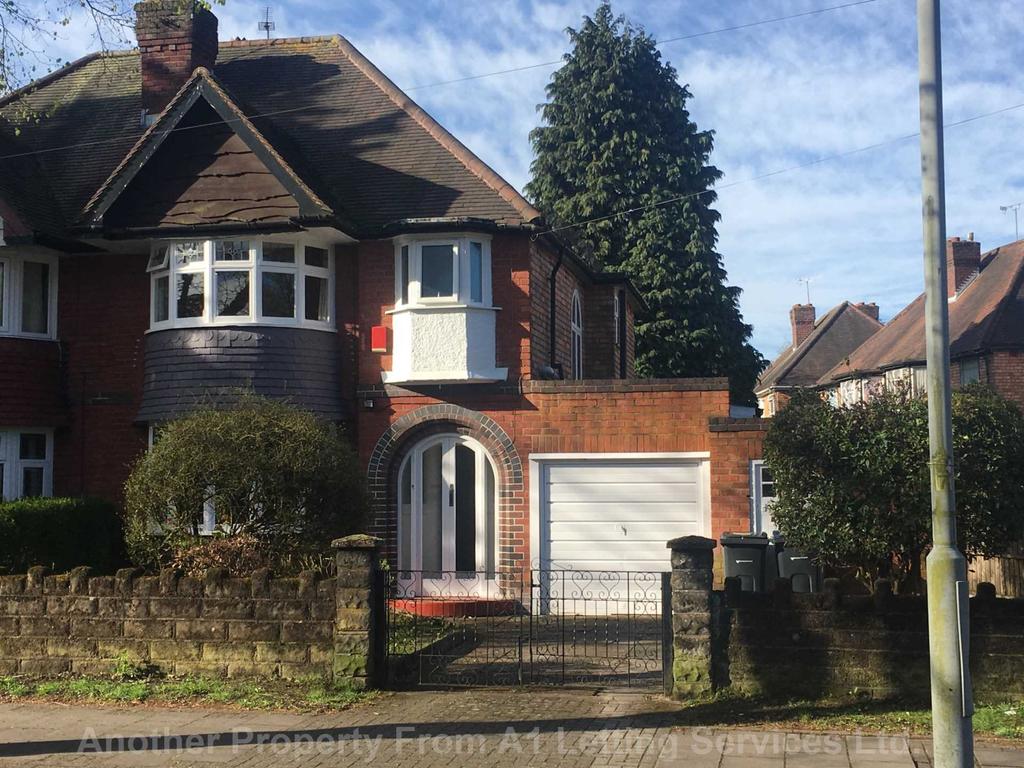 School Road, Hall Green 3 bed semidetached house £995 pcm (£230 pw)