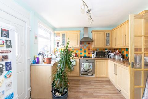 30 Baildon Chase, Leeds, LS14 2BA