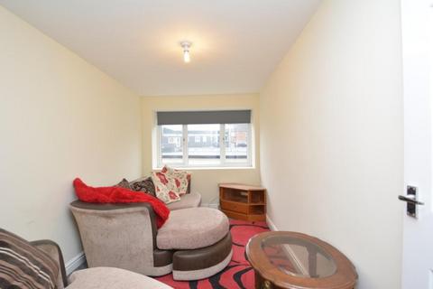 1 bedroom flat to rent, Market Street, Wellington, TF1