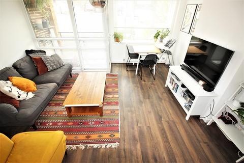 38 Fuchsia Street, London, SE2 0SZ
