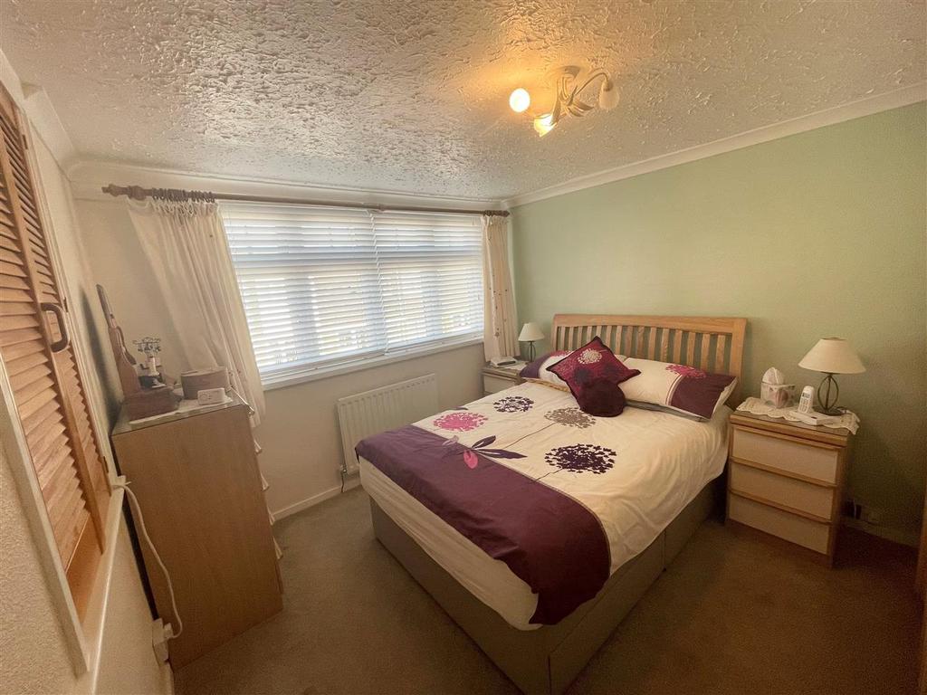 Bedroom no. 1