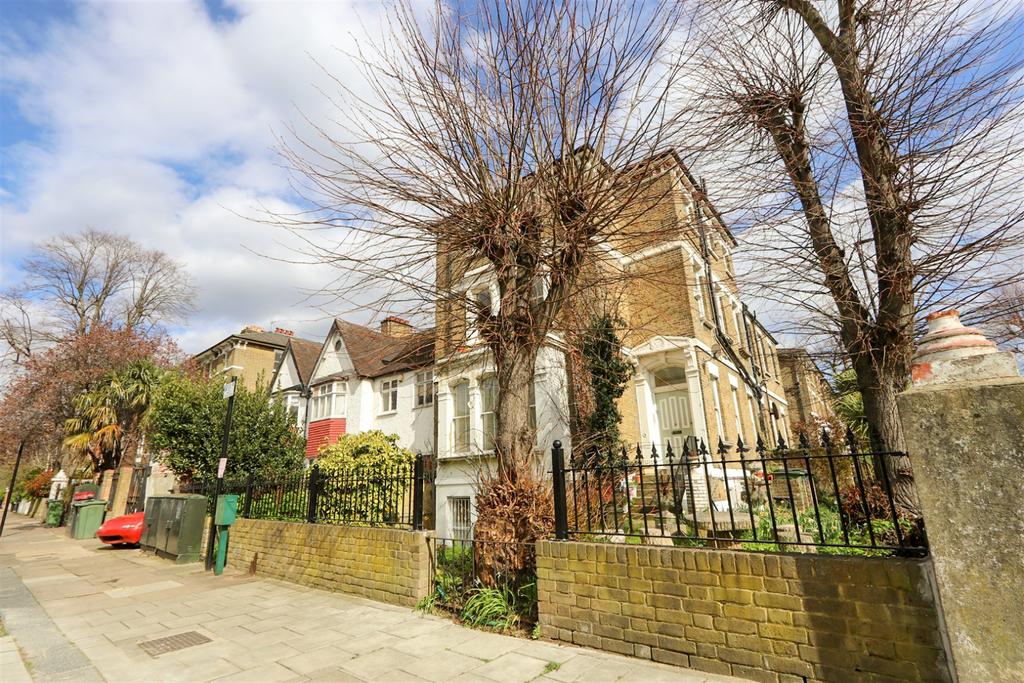 Two Bedroom Flat in Camberwell