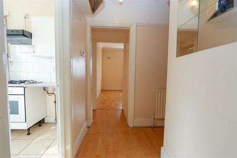 2 bedroom flat to rent, Knatchbull Road, SE5