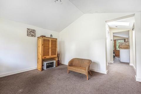 19 Barnfield Gardens, Kingston Upon Thames, KT2 5RH