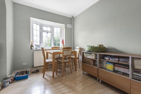 19 Barnfield Gardens, Kingston Upon Thames, KT2 5RH