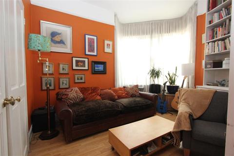 15 Coombe Road, Croydon, CR0 1BD