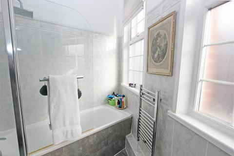 15 Coombe Road, Croydon, CR0 1BD