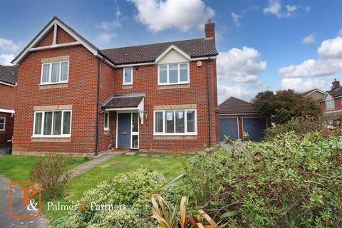 16 Brettenham Crescent, Ipswich, IP4 2UB