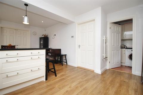 16 Brettenham Crescent, Ipswich, IP4 2UB