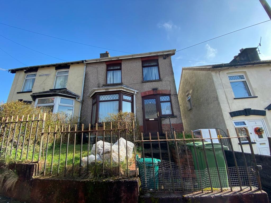 Beech Street, Gilfach Goch Gilfach Goch 3 bed terraced house £89,950