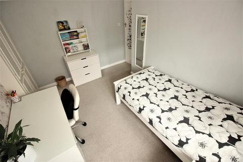 8 Commonwealth Way, London, SE2 0JZ