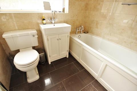 8 Commonwealth Way, London, SE2 0JZ