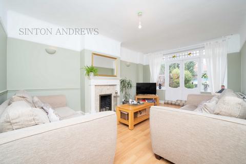 6 Mulgrave Road, London, W5 1LE